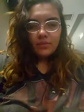 WitchiKitti online show from September 17, 2025, 5:31 am