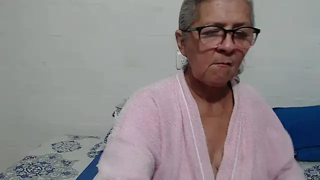 candy mature  online show from November 21, 2025, 12:53 am