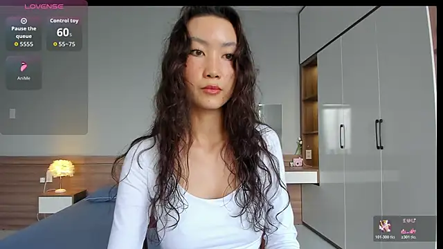 Snapshot of KatyxGold chatting on January 11, 2026, 12:28 am KatyxGold online show from January 11, 2026, 12:28 am