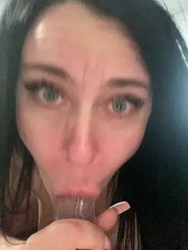 Snapshot of CuteNata chatting on March 11, 2025, 3:02 pm CuteNata online show from March 11, 2025, 3:02 pm