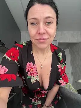 CuteNata online show from February 10, 2026, 11:09 am