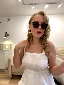 Little Forest ELF online show from October 18, 2025, 12:40 pm