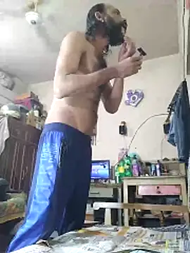 Snapshot of BadBoySmoker7070 chatting on May 14, 2026, 5:48 am BadBoySmoker7070 online show from May 14, 2026, 5:48 am