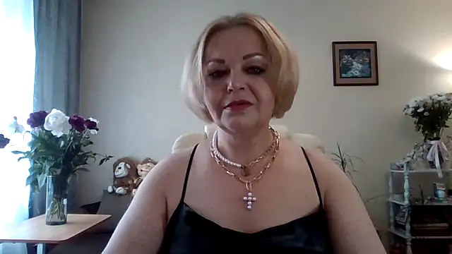 Snapshot of SofiyaPetrova chatting on May 31, 2026, 2:45 pm SofiyaPetrova online show from May 31, 2026, 2:45 pm