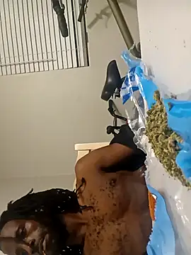 Snapshot of razzynolight chatting on November 15, 2025, 10:30 am razzynolight online show from November 15, 2025, 10:30 am