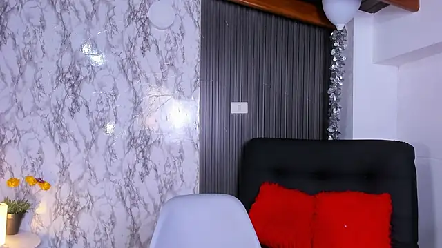 chloe blue online show from March 15, 2025, 3:06 pm