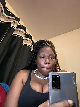 Snapshot of Bali_baddie_x chatting on February 28, 2025, 6:20 pm Bali baddie x online show from February 28, 2025, 6:20 pm