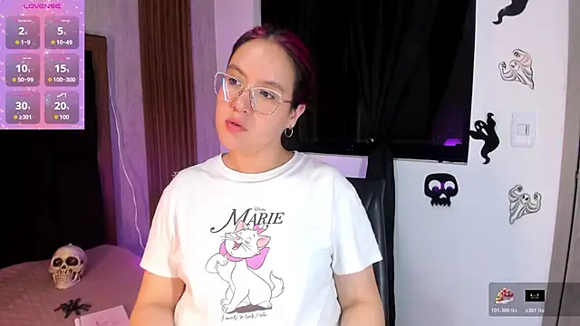 sweet--emily online show from October 31, 2025, 3:47 am