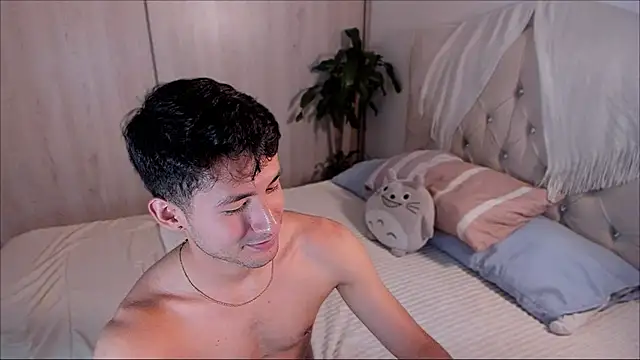 Snapshot of dimitri_targaryen chatting on September 18, 2025, 12:57 am dimitri targaryen online show from September 18, 2025, 12:57 am