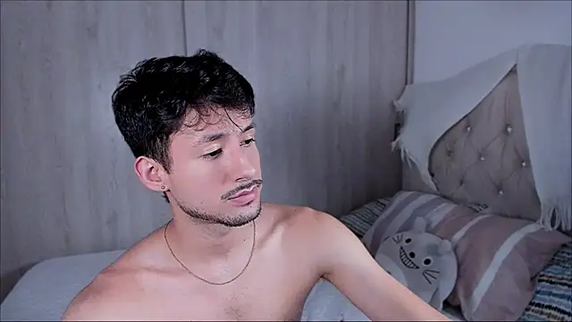 Snapshot of dimitri_targaryen chatting on October 20, 2025, 6:30 pm dimitri targaryen online show from October 20, 2025, 6:30 pm