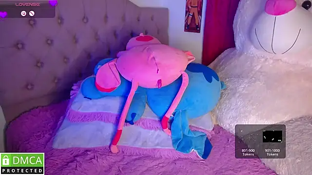 KittyHot20 online show from December 15, 2025, 10:15 pm