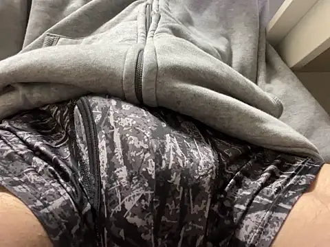 Snapshot of lkun9 chatting on February 18, 2025, 3:10 am lkun9 online show from February 18, 2025, 3:10 am