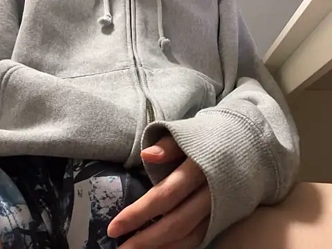 Snapshot of lkun9 chatting on March 15, 2025, 8:48 am lkun9 online show from March 15, 2025, 8:48 am