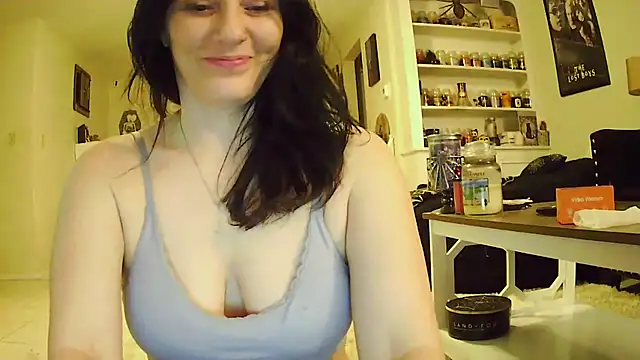 CrystalLakeXO online show from October 30, 2025, 9:07 am