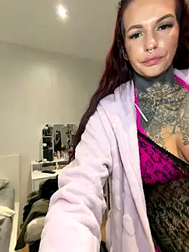 Snapshot of AileenInkOfficial chatting on November 28, 2025, 12:16 pm AileenInkOfficial online show from November 28, 2025, 12:16 pm