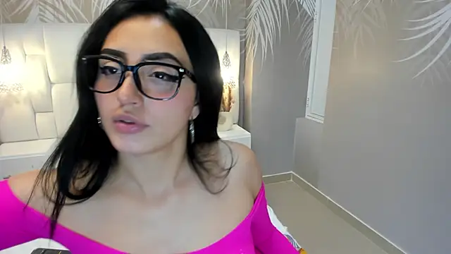 Lesly sexy4u online show from February 5, 2026, 4:08 am