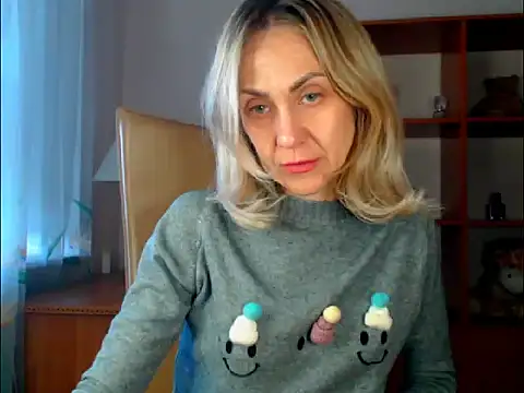 Snapshot of Tanya6547 chatting on November 12, 2025, 11:14 am Tanya6547 online show from November 12, 2025, 11:14 am