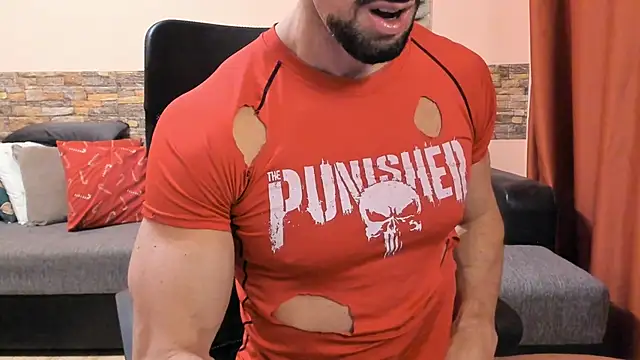 HotHunkTrainer online show from January 18, 2026, 10:18 am