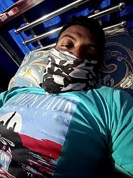 Snapshot of model_yesx chatting on January 11, 2026, 4:03 pm model yesx online show from January 11, 2026, 4:03 pm