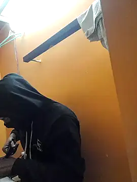 Snapshot of model_yesx chatting on January 3, 2025, 2:40 pm model yesx online show from January 3, 2025, 2:40 pm