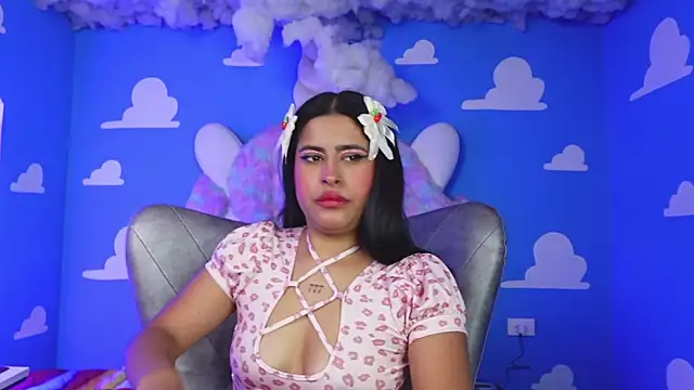 miss romyna online show from April 18, 2026, 11:01 am