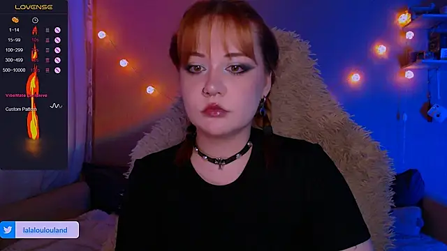 Snapshot of lala_loulou_land chatting on February 16, 2025, 9:27 pm lala loulou land online show from February 16, 2025, 9:27 pm