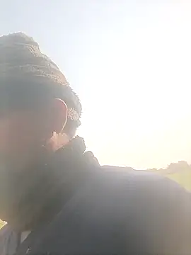 Snapshot of lovesuna chatting on February 14, 2025, 4:37 am lovesuna online show from February 14, 2025, 4:37 am