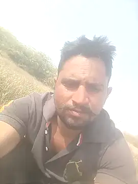 Snapshot of lovesuna chatting on February 3, 2025, 9:08 am lovesuna online show from February 3, 2025, 9:08 am