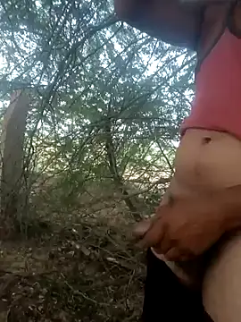 Snapshot of lovesuna chatting on September 30, 2025, 1:33 am lovesuna online show from September 30, 2025, 1:33 am