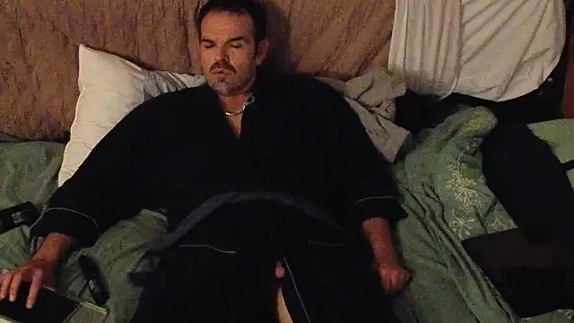 badboybrad11 online show from February 12, 2026, 3:50 am