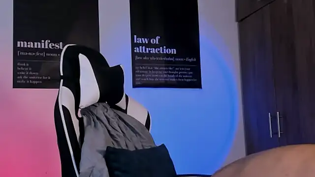 Thomas Fit1 online show from March 10, 2026, 4:55 pm