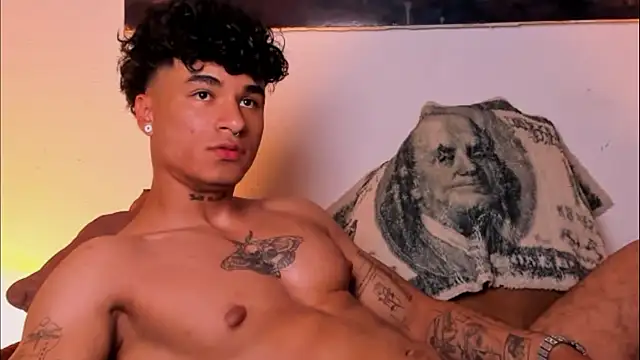 Thomas Fit1 online show from March 10, 2025, 2:28 am