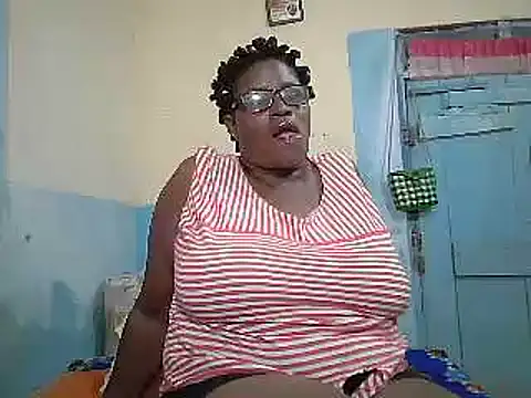 Snapshot of sexy_bigboobss chatting on July 9, 2026, 7:42 am sexy bigboobss online show from July 9, 2026, 7:42 am