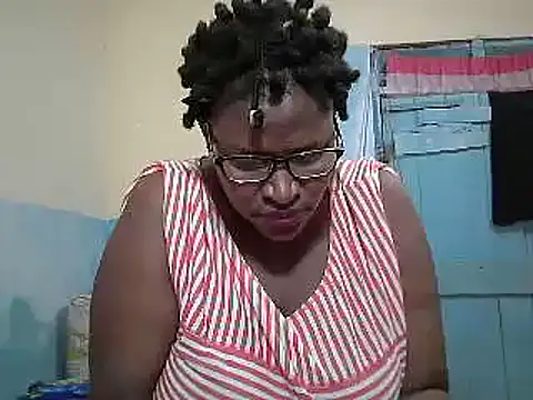 Snapshot of sexy_bigboobss chatting on May 28, 2026, 7:05 am sexy bigboobss online show from May 28, 2026, 7:05 am