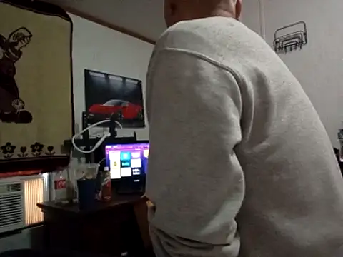 Snapshot of Xoc8_ chatting on November 26, 2025, 7:36 pm Xoc8 online show from November 26, 2025, 7:36 pm