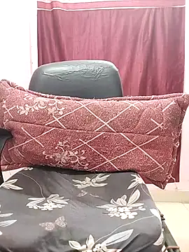 Snapshot of lallela chatting on April 25, 2026, 8:17 pm lallela online show from April 25, 2026, 8:17 pm