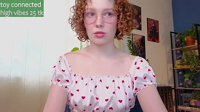 Snapshot of _lightmyfire chatting on February 14, 2025, 7:59 am  lightmyfire online show from February 14, 2025, 7:59 am