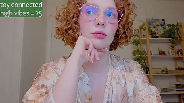 Snapshot of _lightmyfire chatting on September 17, 2025, 3:47 pm  lightmyfire online show from September 17, 2025, 3:47 pm