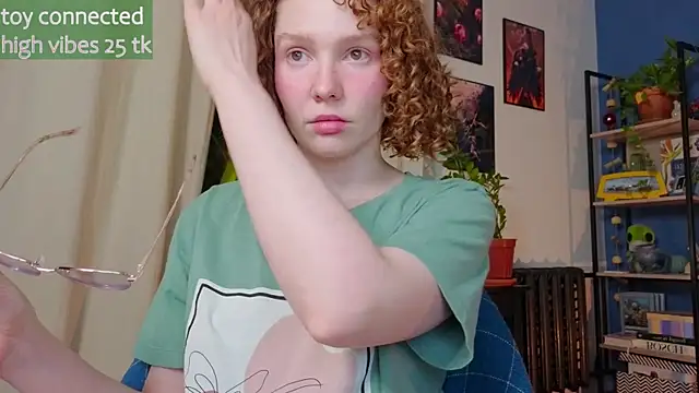 Snapshot of _lightmyfire chatting on February 19, 2025, 7:26 pm  lightmyfire online show from February 19, 2025, 7:26 pm