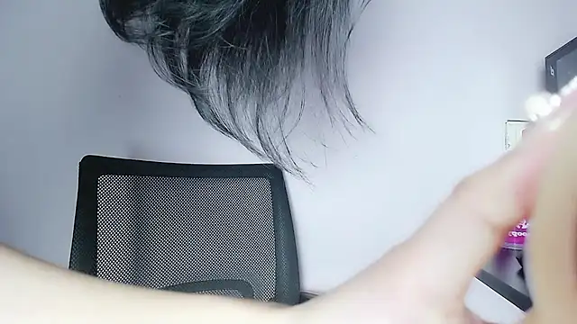 Snapshot of Baenee chatting on September 29, 2025, 6:24 pm Baenee online show from September 29, 2025, 6:24 pm