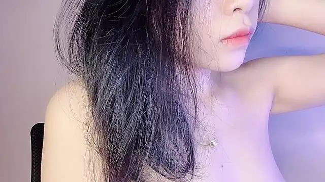 Snapshot of Baenee chatting on July 5, 2026, 6:15 pm Baenee online show from July 5, 2026, 6:15 pm