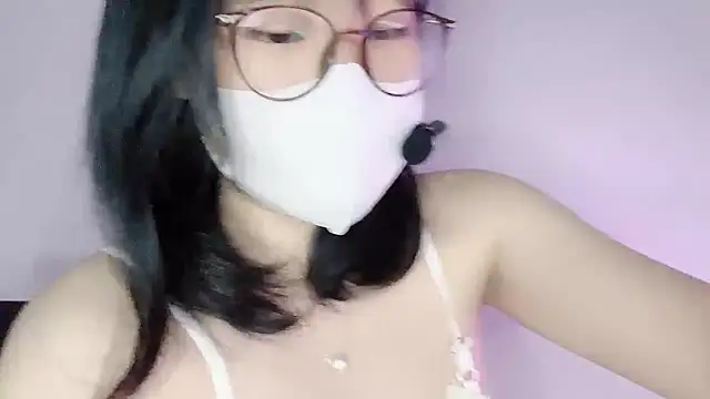 Snapshot of Baenee chatting on March 15, 2026, 2:35 pm Baenee online show from March 15, 2026, 2:35 pm