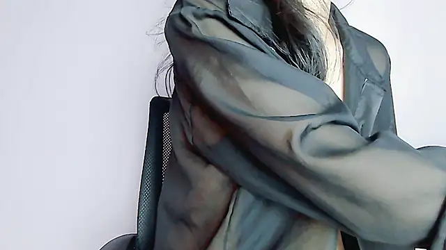 Snapshot of Baenee chatting on December 30, 2024, 2:30 pm Baenee online show from December 30, 2024, 2:30 pm