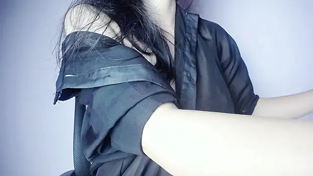 Snapshot of Baenee chatting on February 9, 2025, 4:07 pm Baenee online show from February 9, 2025, 4:07 pm