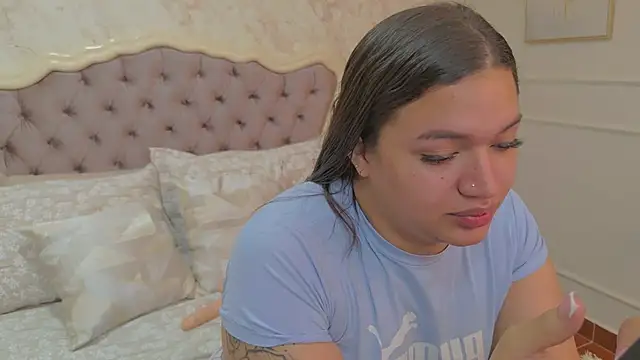 Snapshot of GemaGranadoss chatting on June 3, 2026, 8:46 pm GemaGranadoss online show from June 3, 2026, 8:46 pm