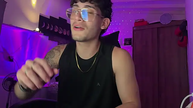 Kisan Smith online show from March 18, 2026, 4:04 am