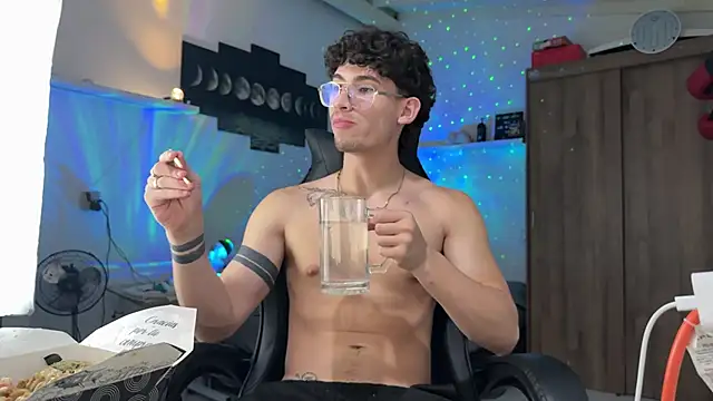 Kisan Smith online show from March 3, 2026, 1:56 am