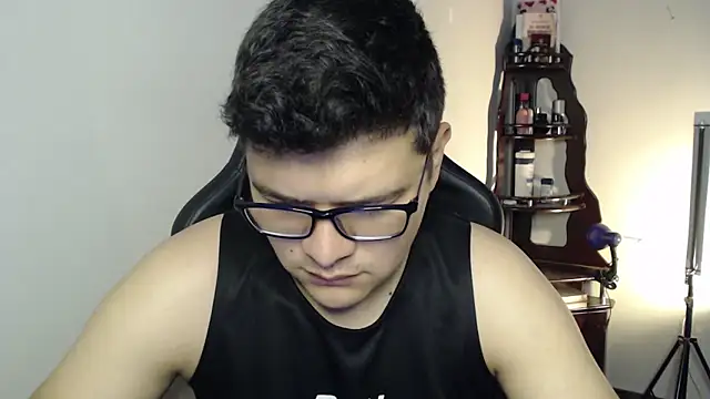 Snapshot of Plug_Control chatting on February 21, 2026, 5:15 pm Plug Control online show from February 21, 2026, 5:15 pm