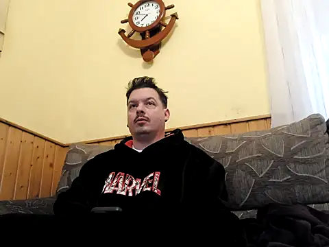 Jose HotLatino online show from February 6, 2026, 8:32 am