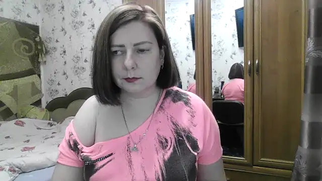 SophieNightAh online show from November 28, 2025, 7:47 pm